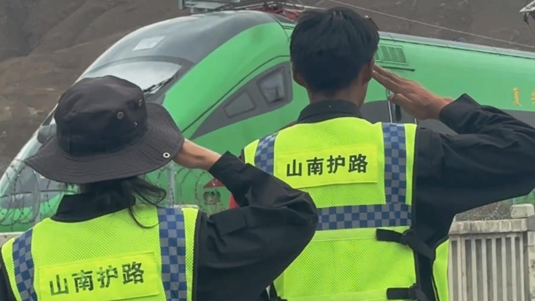 开始理解大学生的消费观了