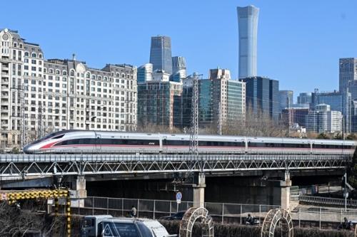 伟大征程丨以习近平党建思想为引领 奋力走好新时代“赶考”路