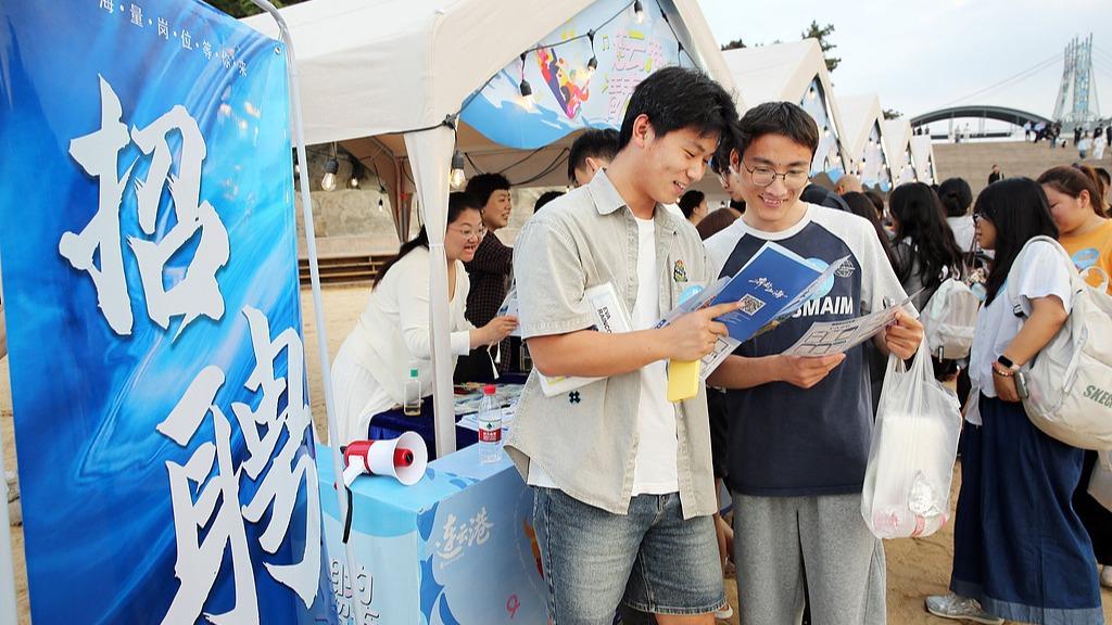 老赖为不还钱收入万支出万