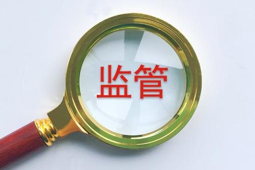 女高中生高强度学习的一天
